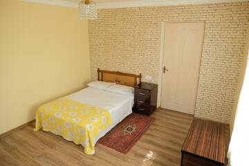 Фото Отели типа «постель и завтрак» Seva Vegetarian Guesthouse in Byurakan г. Бюракан 4
