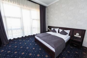 Фото номера Двухместный номер Делюкс с 1 кроватью и видом на Арарат Отель Amberd Hotel г. Бюракан 4